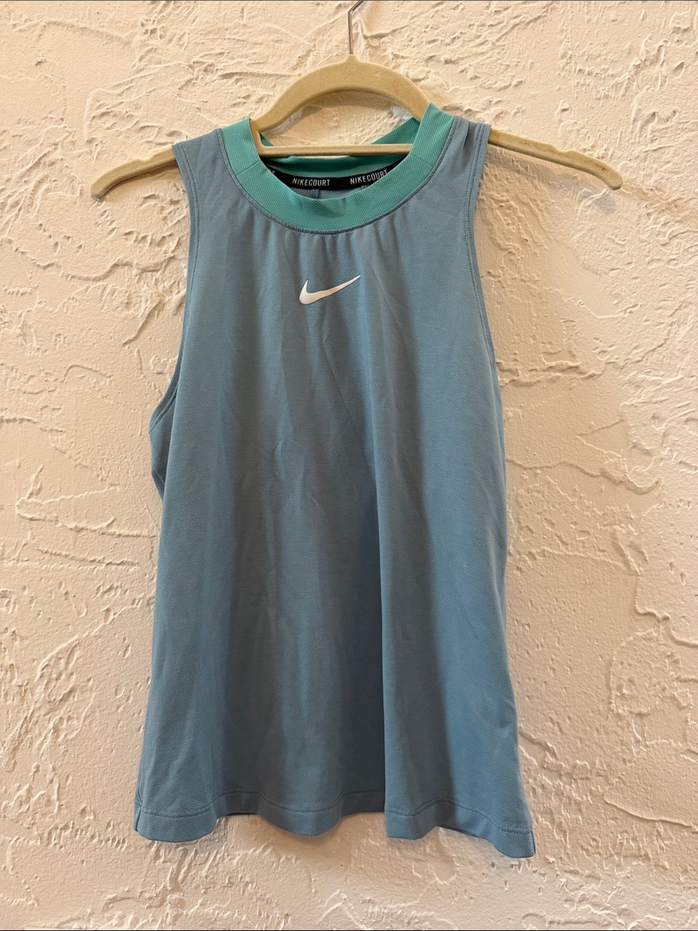 Nike Women’s Tennis Tank size S